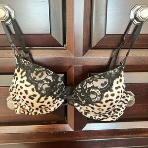 Victoria’s Secret Bombshell Plunge Bra